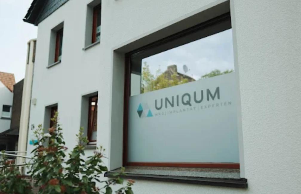 UNIQUM - (Mund-Kiefer-Gesichtschirurgie in Gladbeck/NRW)