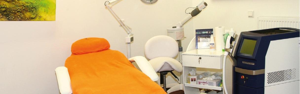 Injektionsbehandlung gegen Falten in Ingolstadt bei Dr. med. Gernot Maiwald – Praxis für Plastische und Ästhetische Chirurgie