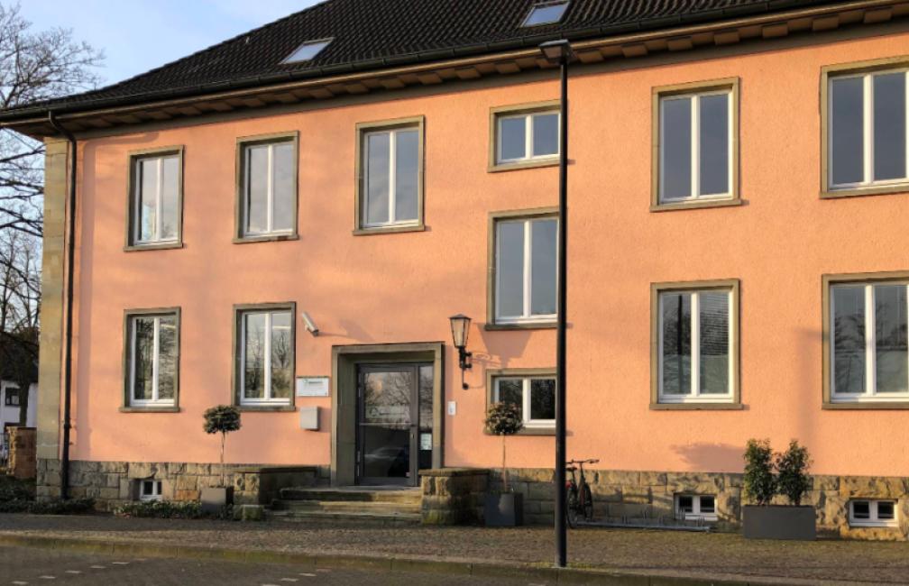 ÄSTHETIK Coesfeld | Ästhetisch-Plastische Gesichtschirurgie, Faltenbehandlung, Radiofrequenz, Medizinische Kosmetik & Laser