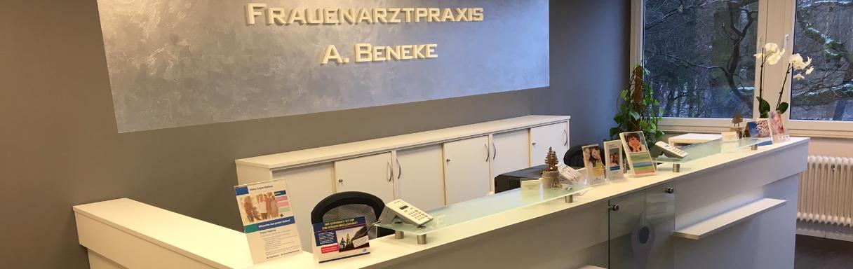 Injektionsbehandlung gegen Falten in Glinde bei Frauenarzt Glinde Andreas Beneke