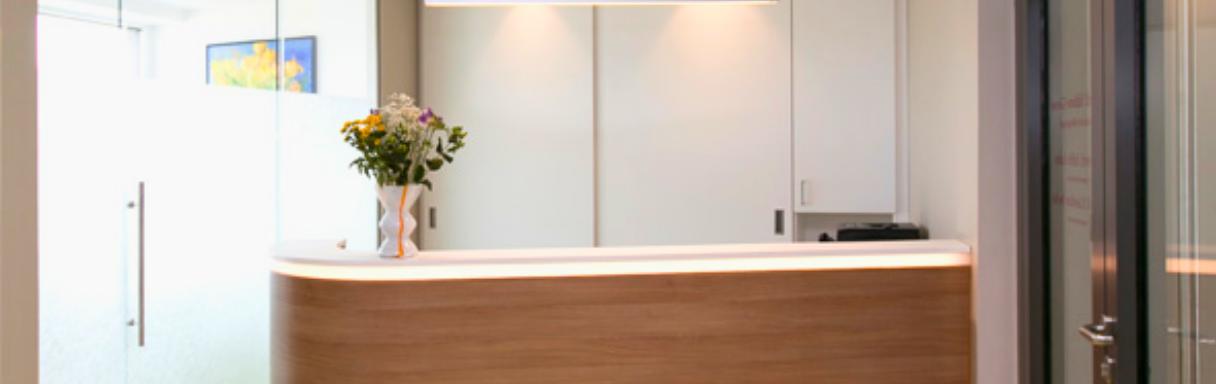 Injektionsbehandlung gegen Falten in Mainz bei Dr. Neuwirth Dermatologie