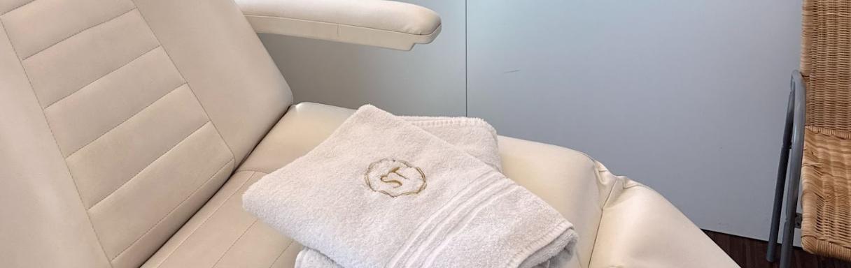 Injektionsbehandlung gegen Falten in Kempten (Allgäu) bei DR.DR. STEIN TVETEN - Aesthetic clinic Kempten