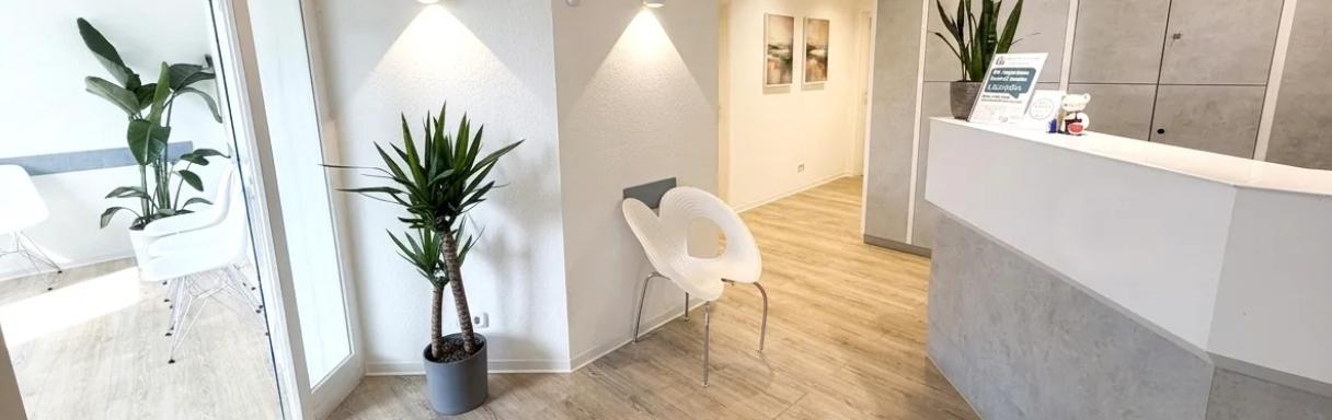 Injektionsbehandlung gegen Falten in Hannover bei HautarztPraxis Hannover Dr. Arayesh