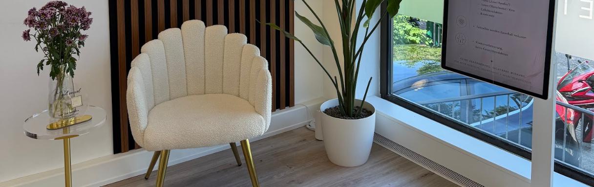 Injektionsbehandlung gegen Falten in Lindau (Bodensee) bei Lake Glow Aesthetics