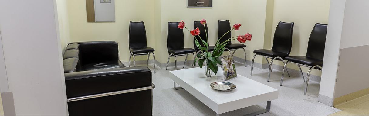 Injektionsbehandlung gegen Falten in Bad Kissingen bei Dr. Ulrike Waldhofen - Plastische & Aesthetische Chirurgie