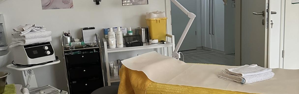 Injektionsbehandlung gegen Falten in Karben bei hautnah Ästhetik Beauty Studio, Karina Engelhardt