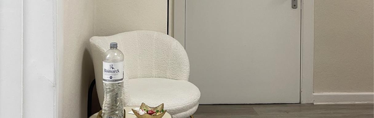Injektionsbehandlung gegen Falten in Hamburg bei Hennis Aesthetics