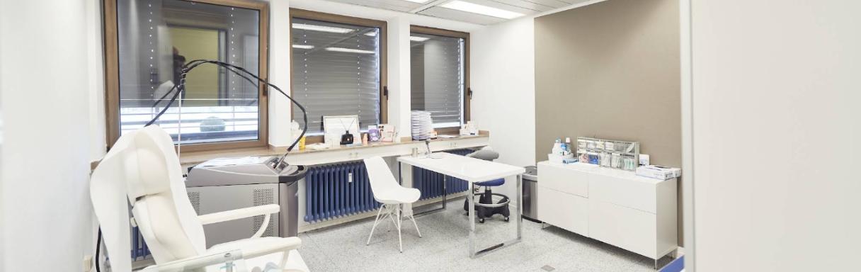 Injektionsbehandlung gegen Falten in Essen bei HAUT & LASER MEDIZIN ZENTRUM ESSEN