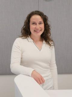 Stefanie Bacher