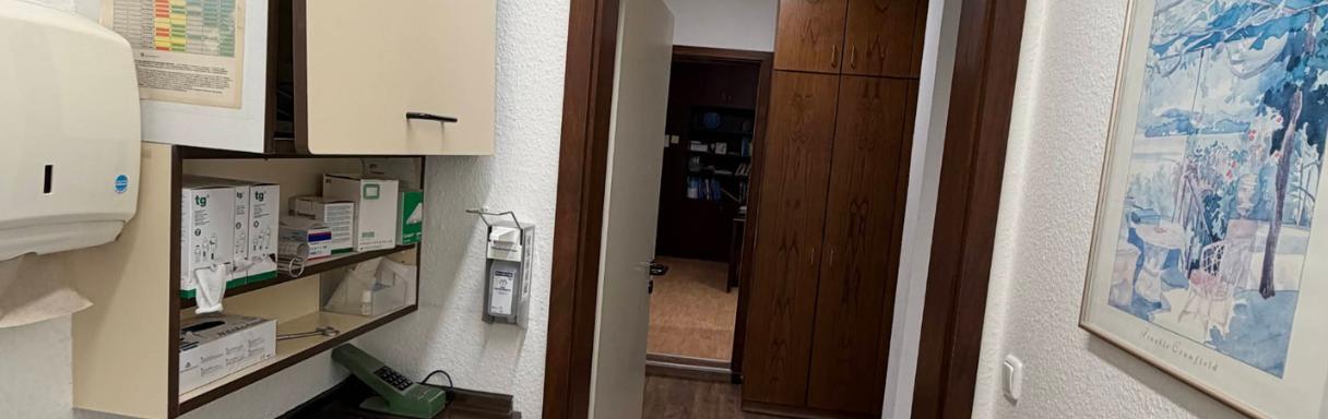 Injektionsbehandlung gegen Falten in Lüneburg bei Hautarztpraxis Ramin Ghassempour