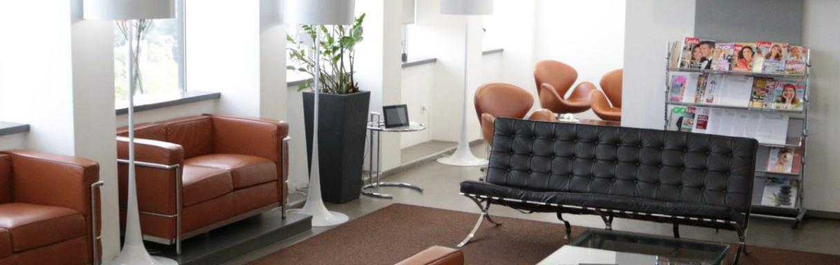 Injektionsbehandlung gegen Falten in Essen bei Pretty and Pure Clinic - Plastische und ästhetische Chirurgie