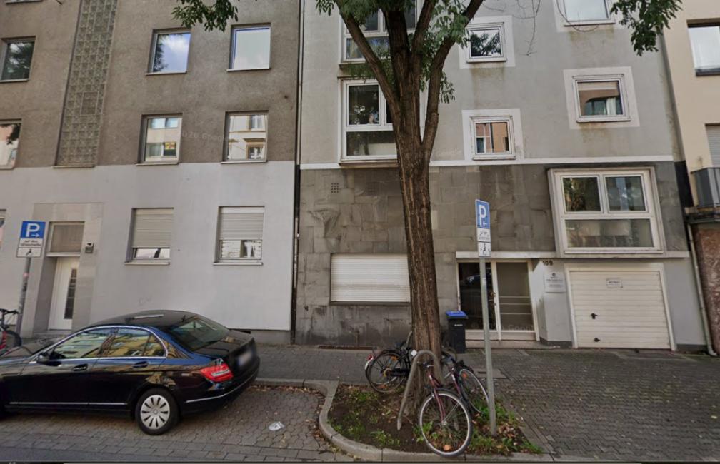 PrettyDoc Düsseldorf - Hyaluron und Botox Düsseldorf