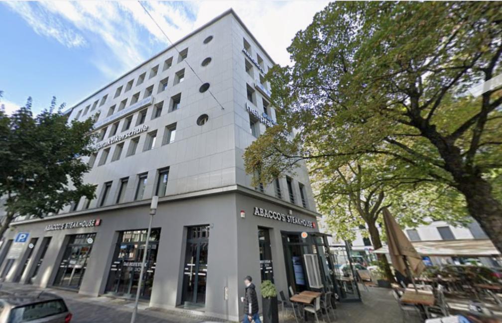 KÖ.ONE-Dr. Strerath-Kosmetisch-ästhetischen Behandlungen auf KÖ in Düsseldorf