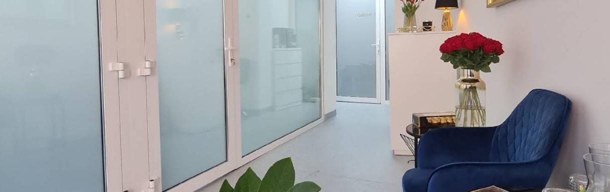Injektionsbehandlung gegen Falten in Berlijn bei Natural Skin Clinic Berlin