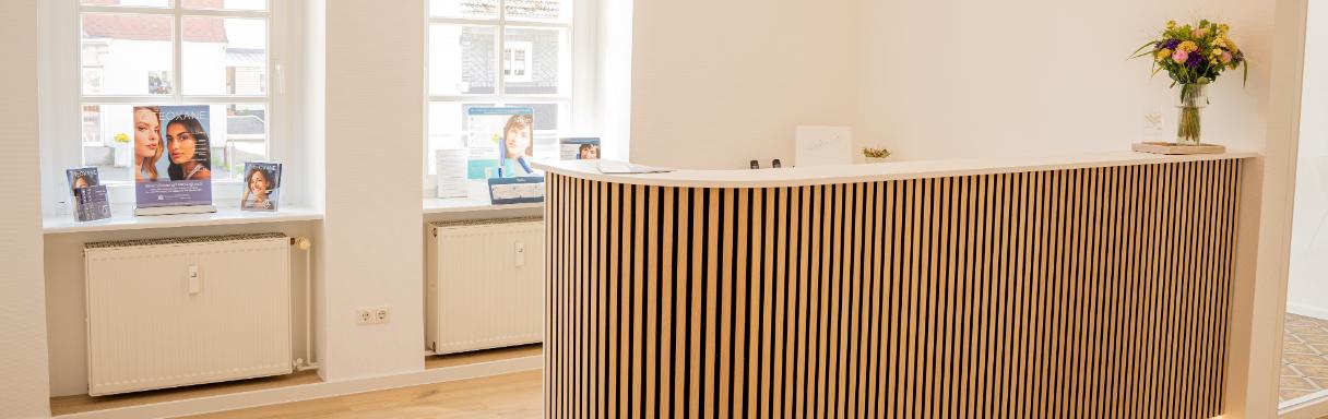 Injektionsbehandlung gegen Falten in Kreuztal bei My skin couture by Kristina Burazin