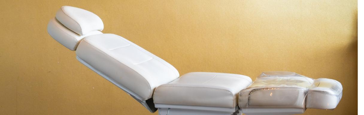 Injektionsbehandlung gegen Falten in Keulen bei Med-Aesthetic