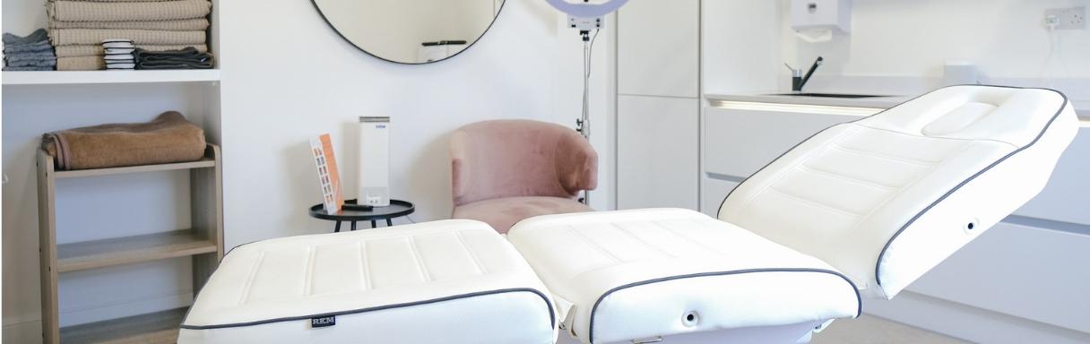 Injectables treatment for wrinkles in Winchester at D'Souza Aesthetics - Botox, dermal fillers, polynucleotides, skin care - Winchester, Hampshire