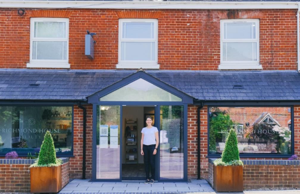 D'Souza Aesthetics - Botox, dermal fillers, polynucleotides, skin care - Winchester, Hampshire