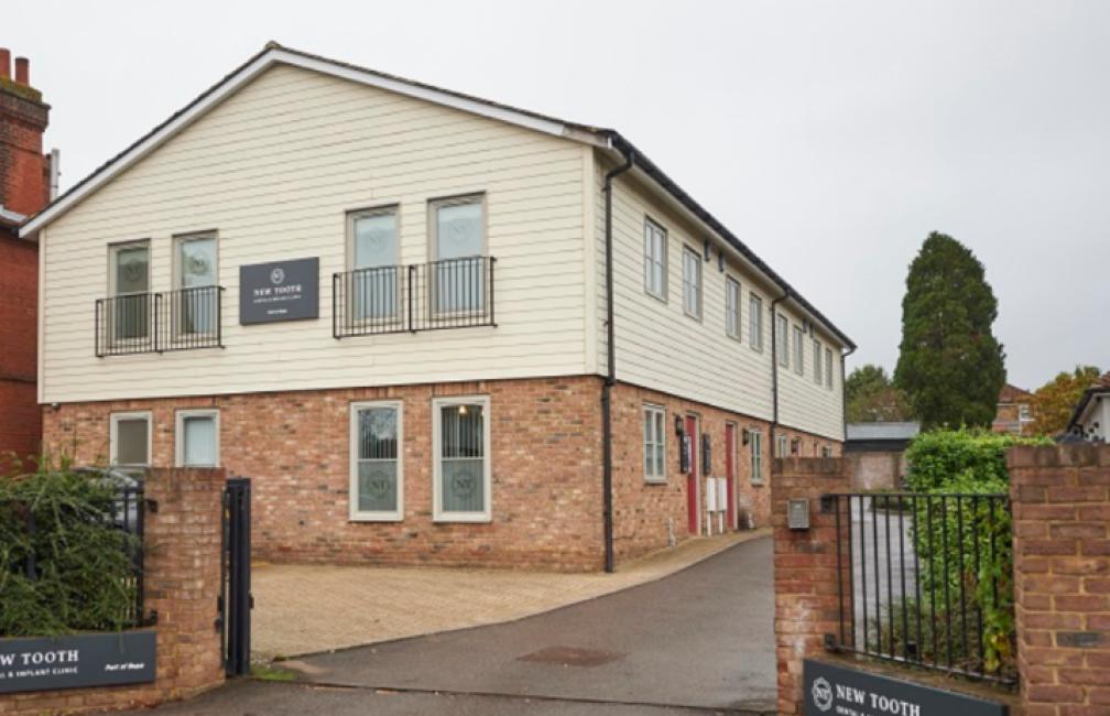 Dr Murshid Salman - Fine Art Aesthetics, Botox, Lip Fillers, PROFHILO, PRP Therapy - Maidstone
