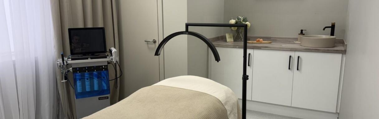 Injectables treatment for wrinkles in Dundee at Renu Health and Wellness