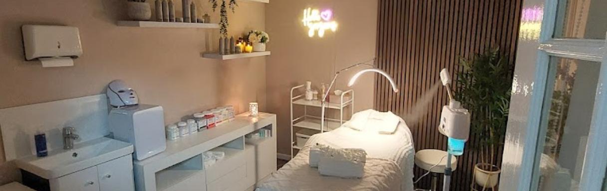 Injectables treatment for wrinkles in Bournemouth at RevitaLux