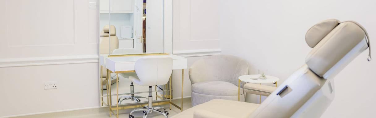 Injectables treatment for wrinkles in London at Fitzrovia Clinic