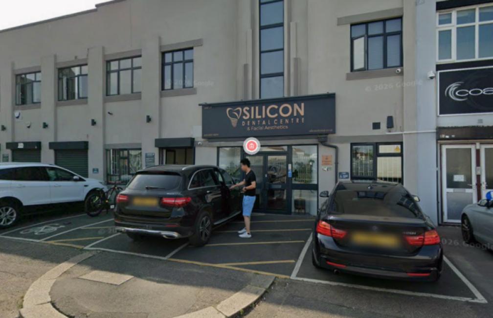 Dentist Perivale - Silicon Dental Centre
