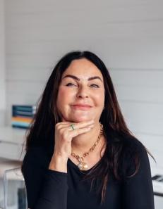 Julia Rasti
