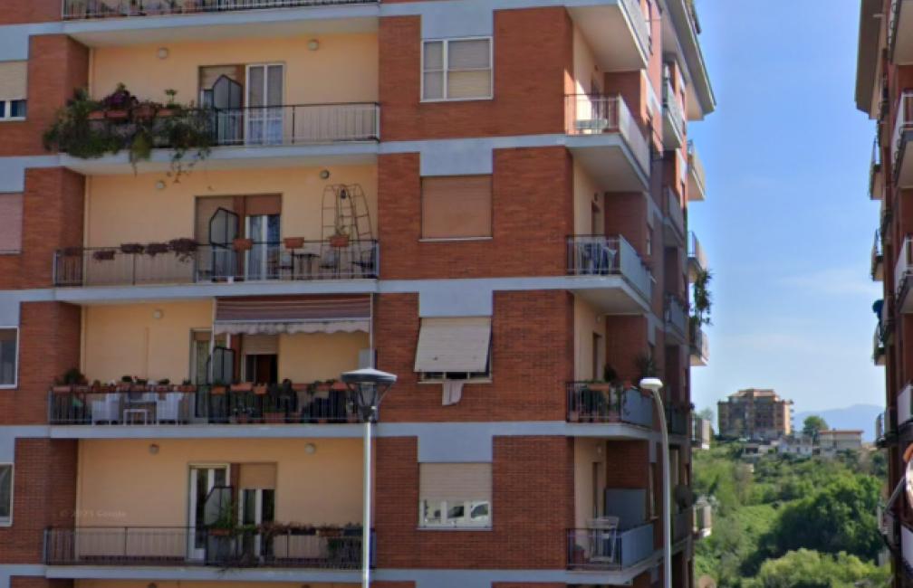 Dott Umberto Tozzi, Specialista in Chirurgia Maxillo Facciale; Medicina e Chirurgia Estetica