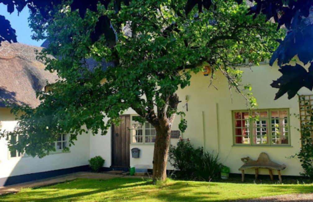 Cottage Aesthetics Clinic by Eileen Registered Nurse