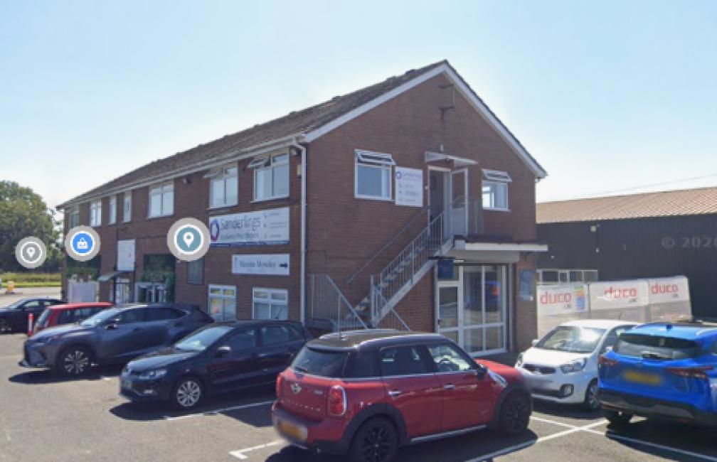 Maxine Moseley Skin Clinic Nurse Free Consultation Fillers Polynucleotides Profhilo facials Dermalux