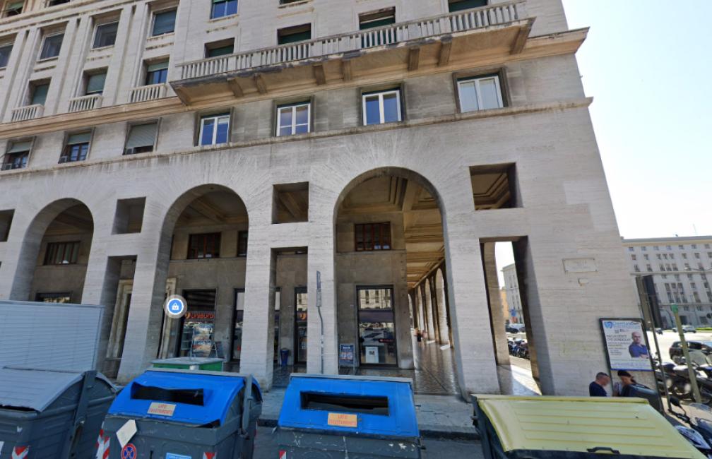 Dott. Antonio Cella - Chirurgo Plastico ed Estetico
