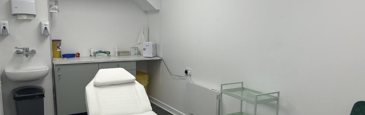 Injectables treatment for wrinkles in Stirling at Regenesis Clinic
