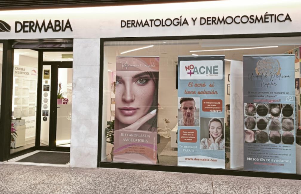 Centro Dermatológico Dermabia. Dra. Cristina Lázaro Tremul