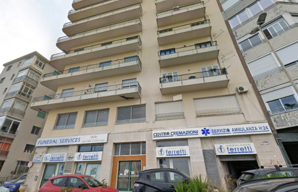 Dott. Gianluca Pompili, Chirurgo plastico