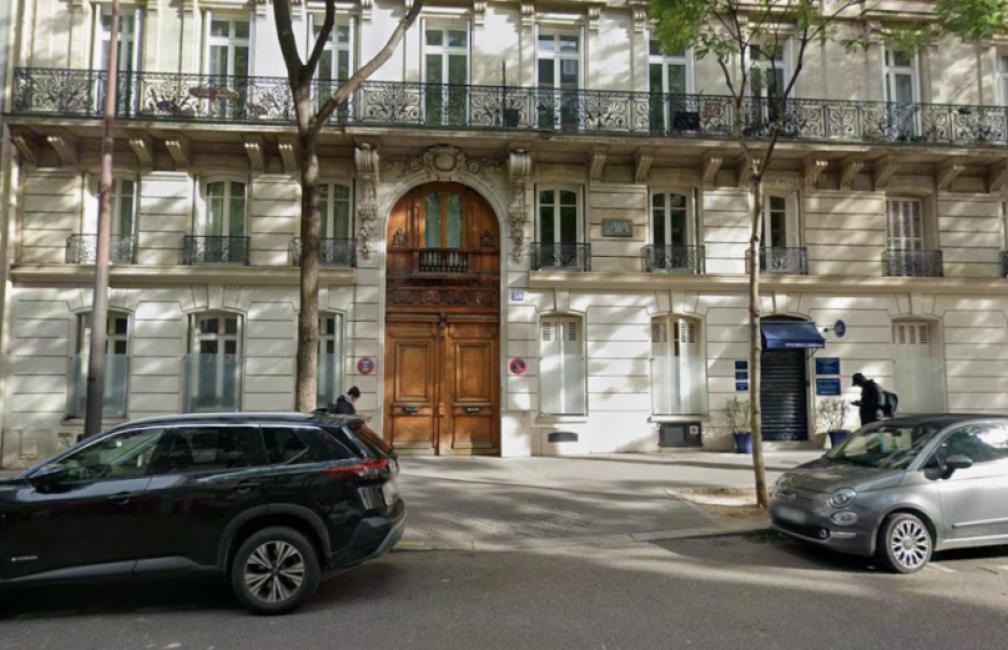 Dr Michael Benoilid Surgeon Plastic Clinical Aesthetic Paris 16