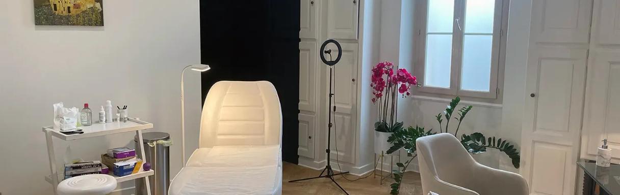 Traitement injectable contre les rides à Brive-la-Gaillarde chez Docteur Sonia Labrousse - Médecine esthétique