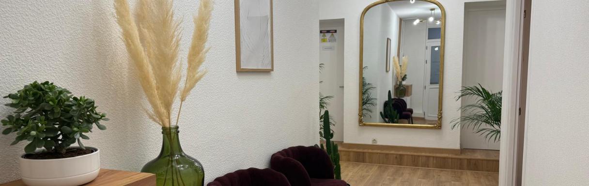 Traitement injectable contre les rides à Valenciennes chez Docteur JELIDI Najwa - Centre Laser Valenciennes - Médecine esthétique