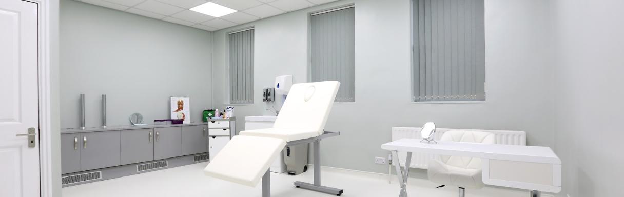 Injectables treatment for wrinkles in Nottingham at The Cosmetic Centre