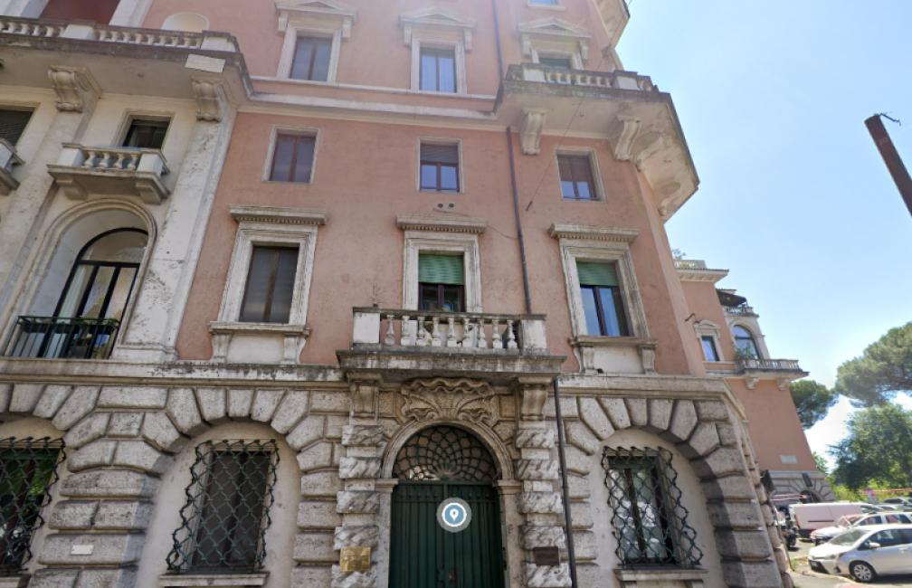 Dott. Umberto Fama specialista in Chirurgia Plastica Ricostruttiva ed Estetica, Medicina Estetica, Laserterapia - Parioli