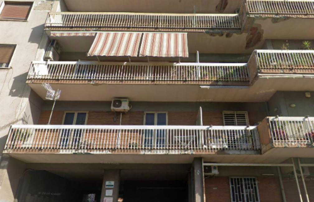 Dott. Vincenzo Mazzarella, Chirurgo Plastico