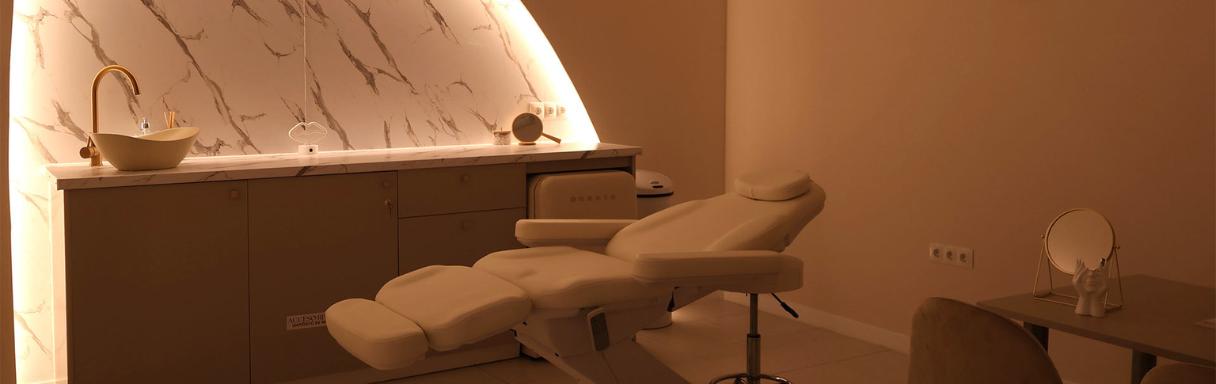 Tratamiento de inyectables para arrugas en Málaga en Amadea Clinic - Clínica Estética