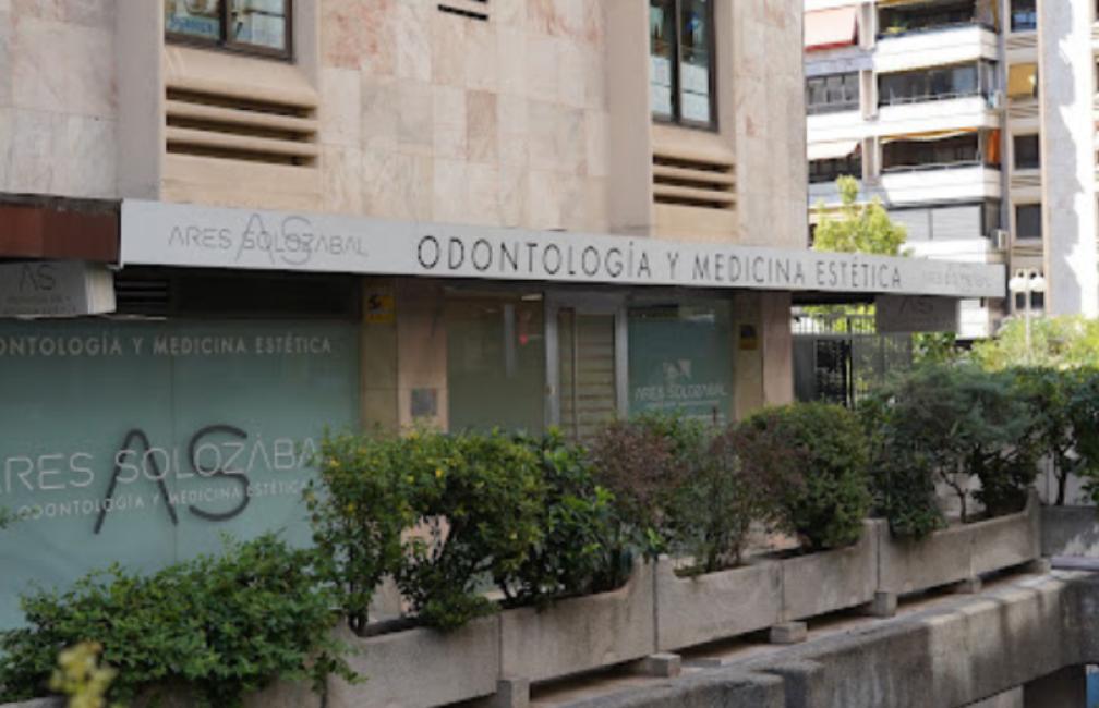 ARES SOLOZÁBAL Odontología Y Medicina Estética en Chamberí