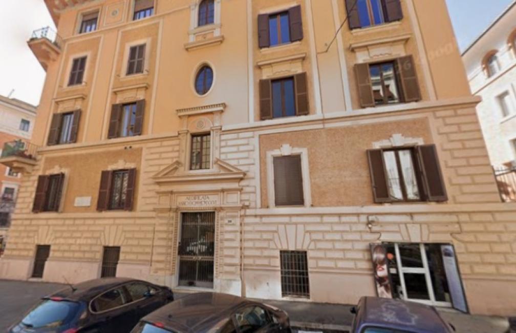 Chirurgia Plastica e Medicina Estetica Roma - Dott. Tommaso Anniboletti