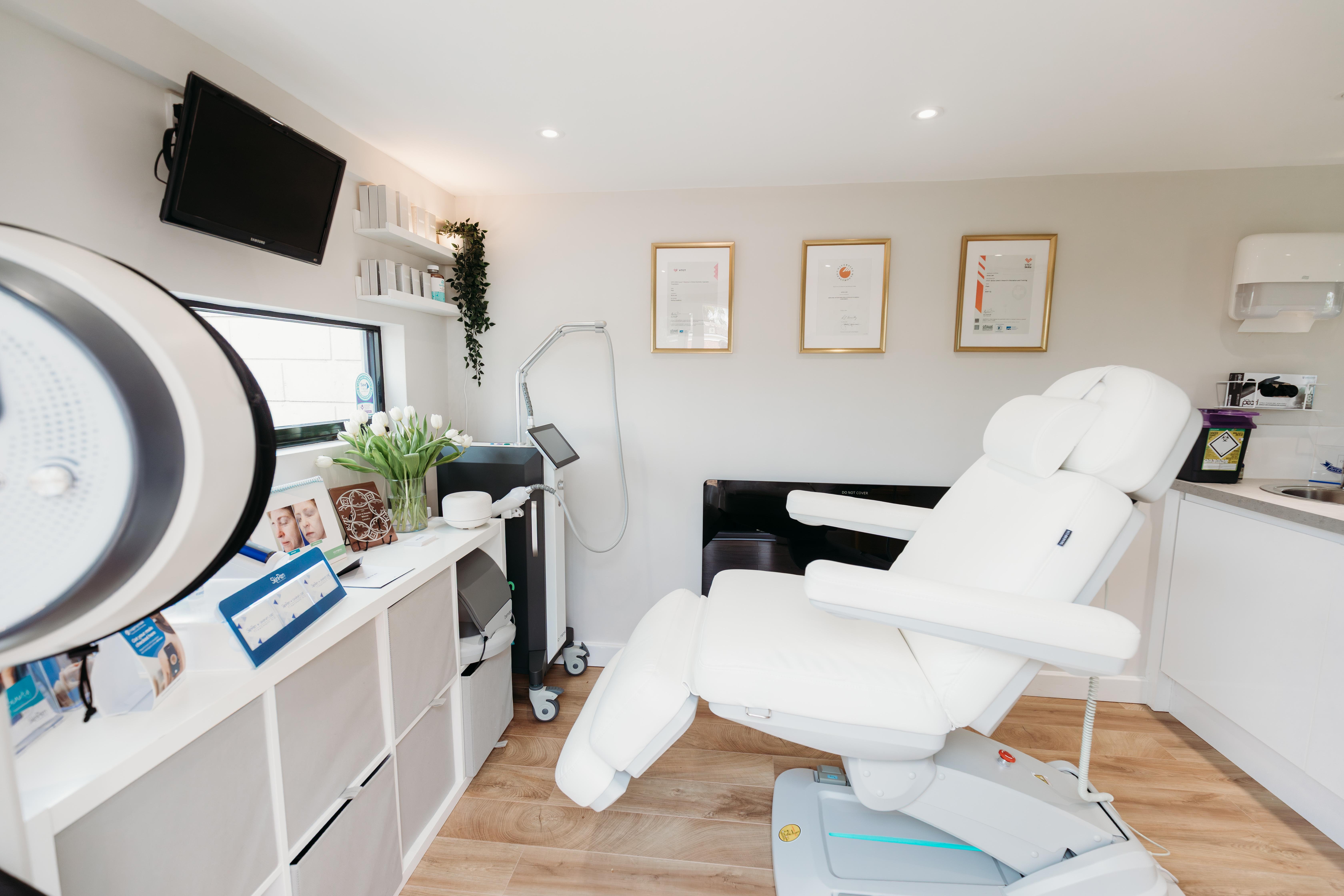 Injectables treatment for wrinkles in Exeter at Exthetics