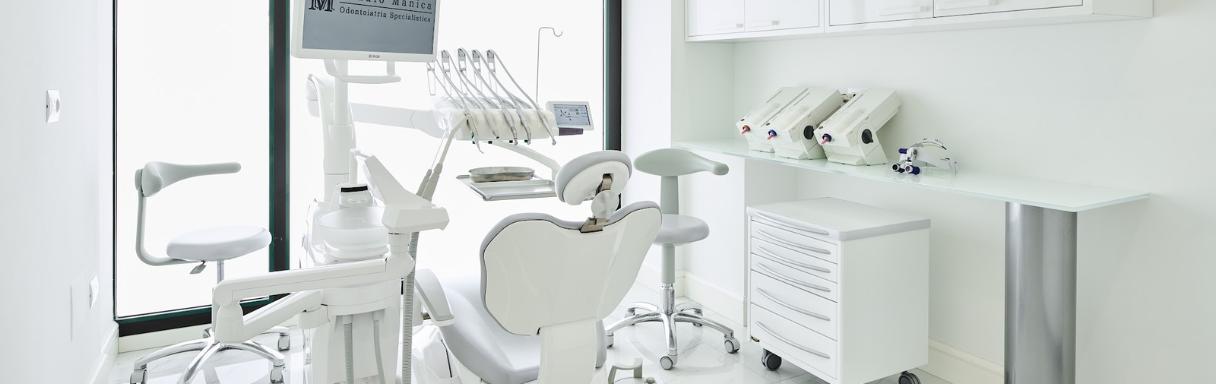 Trattamento iniettabile per rughe a Empoli presso Studio Dentistico Manica | Odontoiatria Specialistica