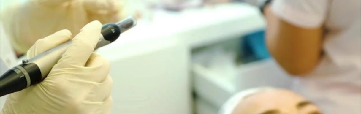 Injectables treatment for wrinkles in Dubai at DR. KAMIL AL RUSTOM SKIN & LASER CENTRE