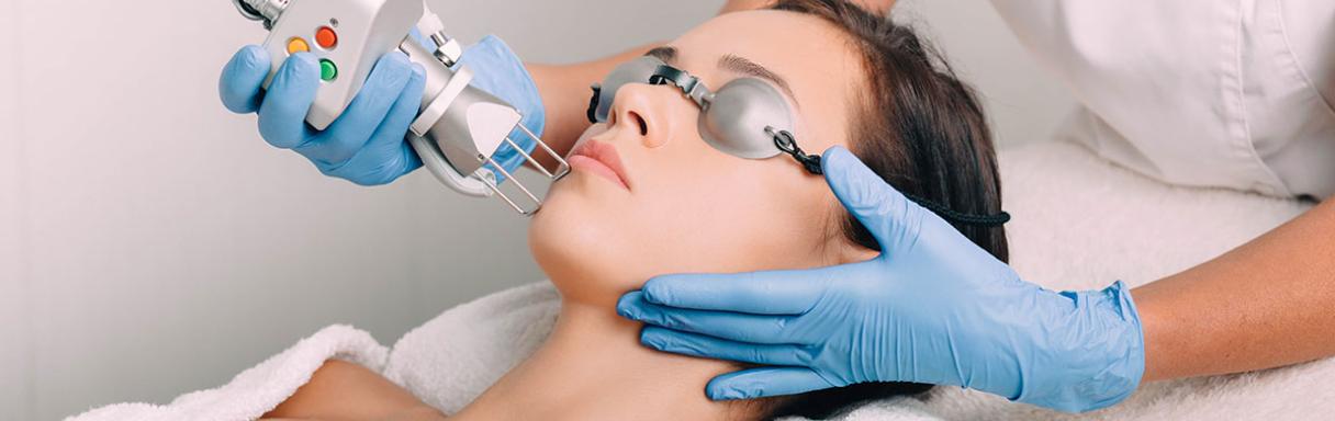 Trattamento iniettabile per rughe a Pordenone presso Dr. Salvatore Marano | Medico Chirurgo - Dermatologo