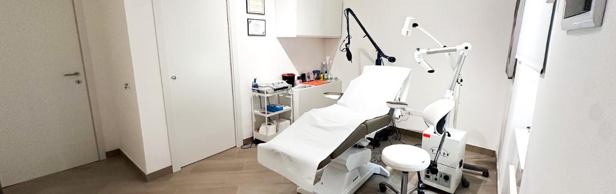 Trattamento iniettabile per rughe a Noto presso Laura Macca Dermatologa