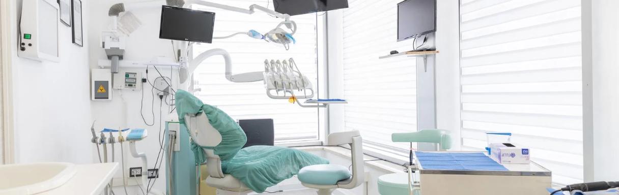 Trattamento iniettabile per rughe a Pomezia presso POLIAMBULATORIO CEPEB POMEZIA